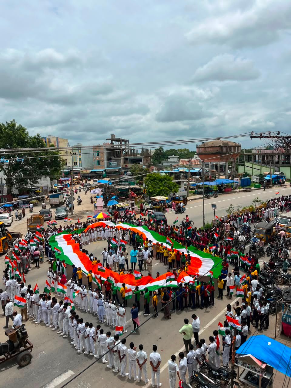 చేర్యాలలో విద్యార్థులతో ఘనంగా హర్ ఘర్ తిరంగా ర్యాలీ 
