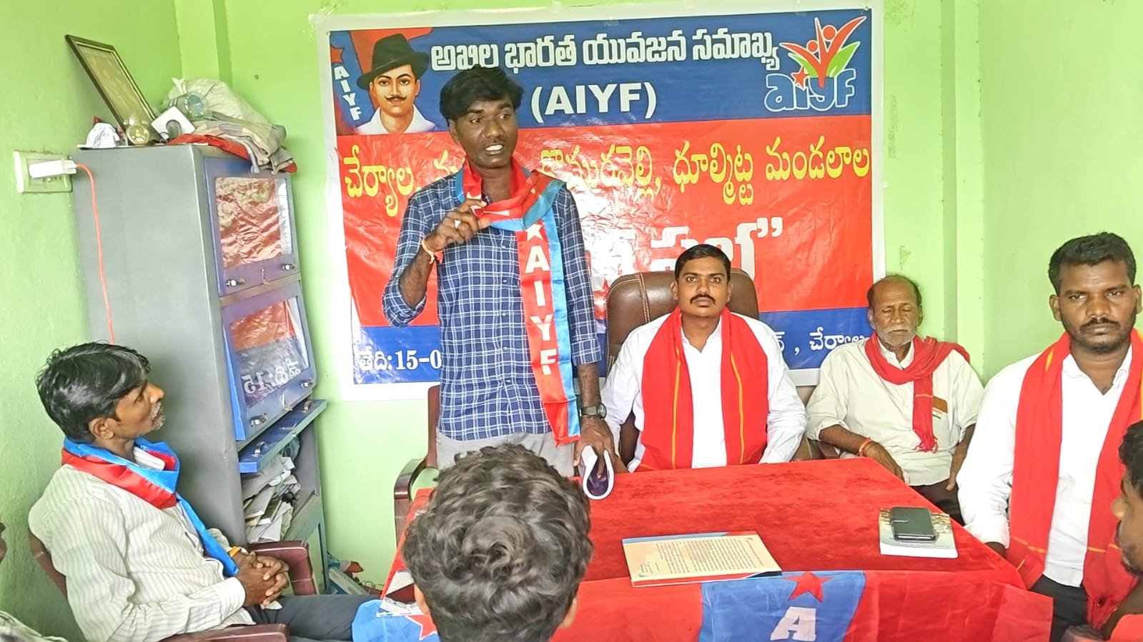 నిరుద్యోగ యువతకు ఉపాధి అవకాశాలు కల్పించాలి:రాజ్‌కుమార్  - Additional Image