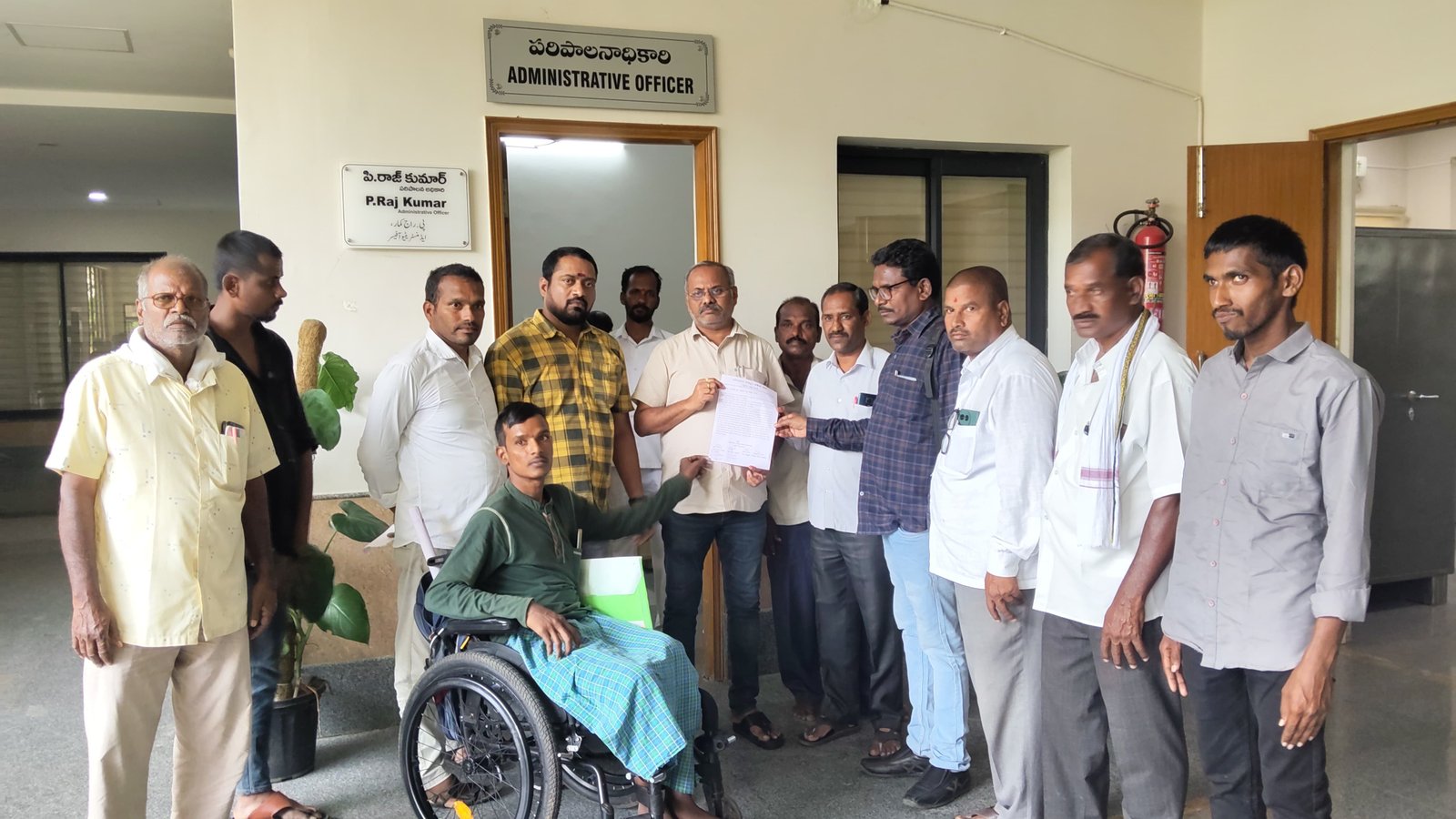 జిల్లా డీడబ్ల్యూఓ ఏకపక్ష వైఖరిని మార్చుకోవాలి:ఎన్‌పీఆర్‌డీ