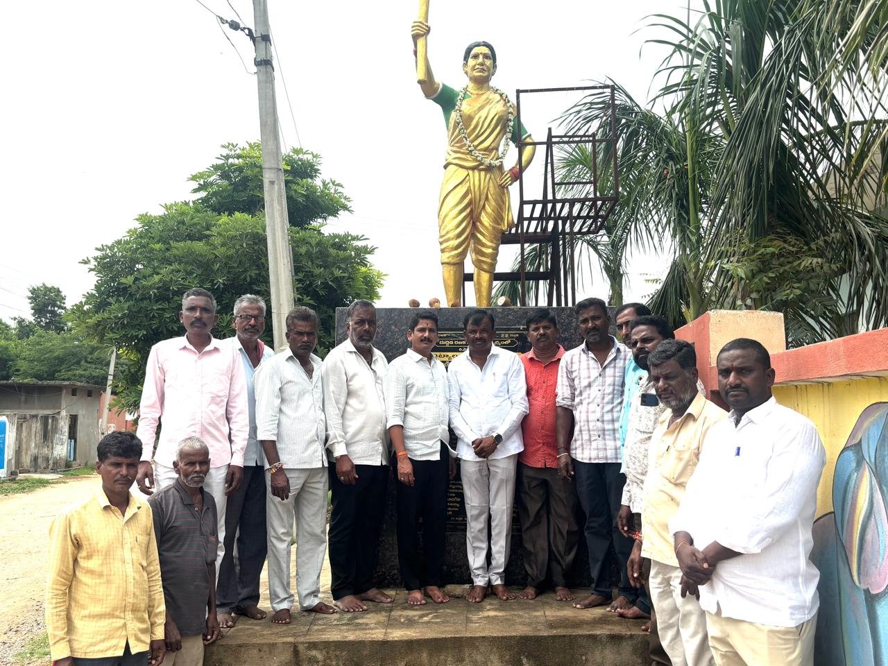 వీరనారి చిట్యాల ఐలమ్మ వర్ధంతి సందర్భంగా ఘన నివాళి 