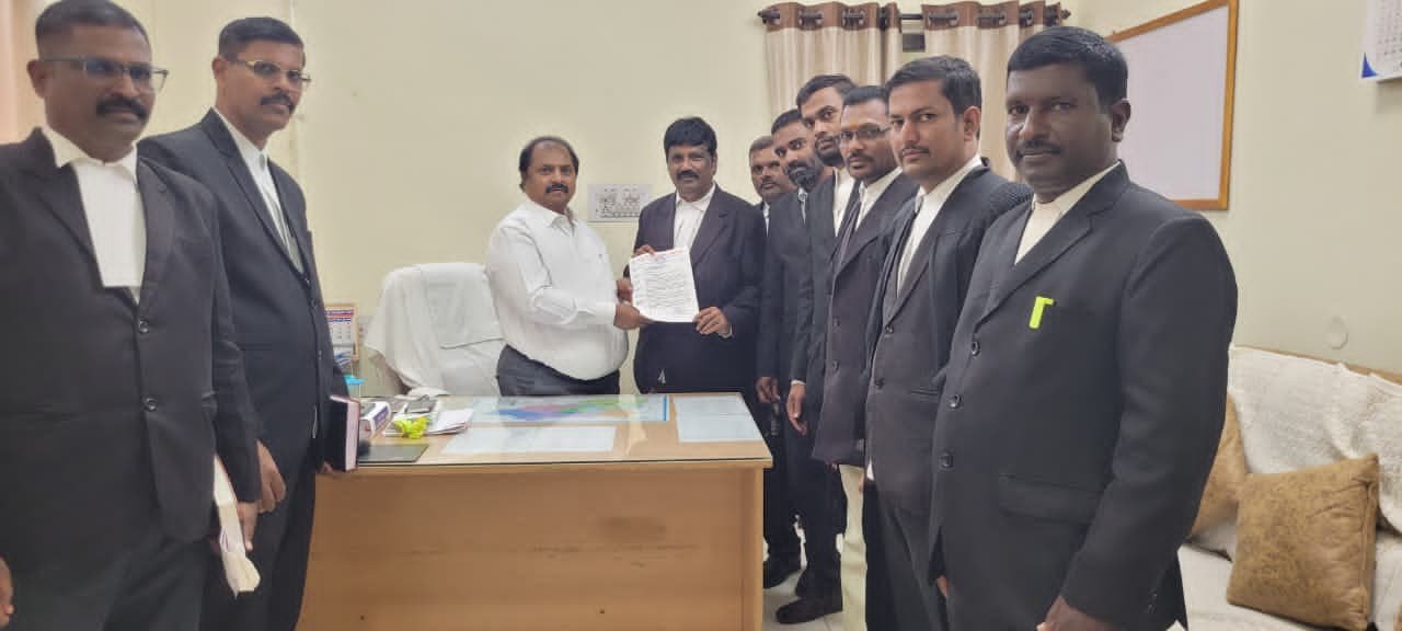 చేర్యాలకు అదనపు సివిల్ జడ్జి కోర్ట్ ఏర్పాటు చేయాలని వినతి 